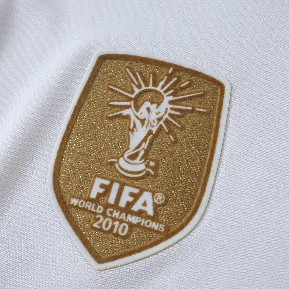 2010 season Spain away retro Fan version
