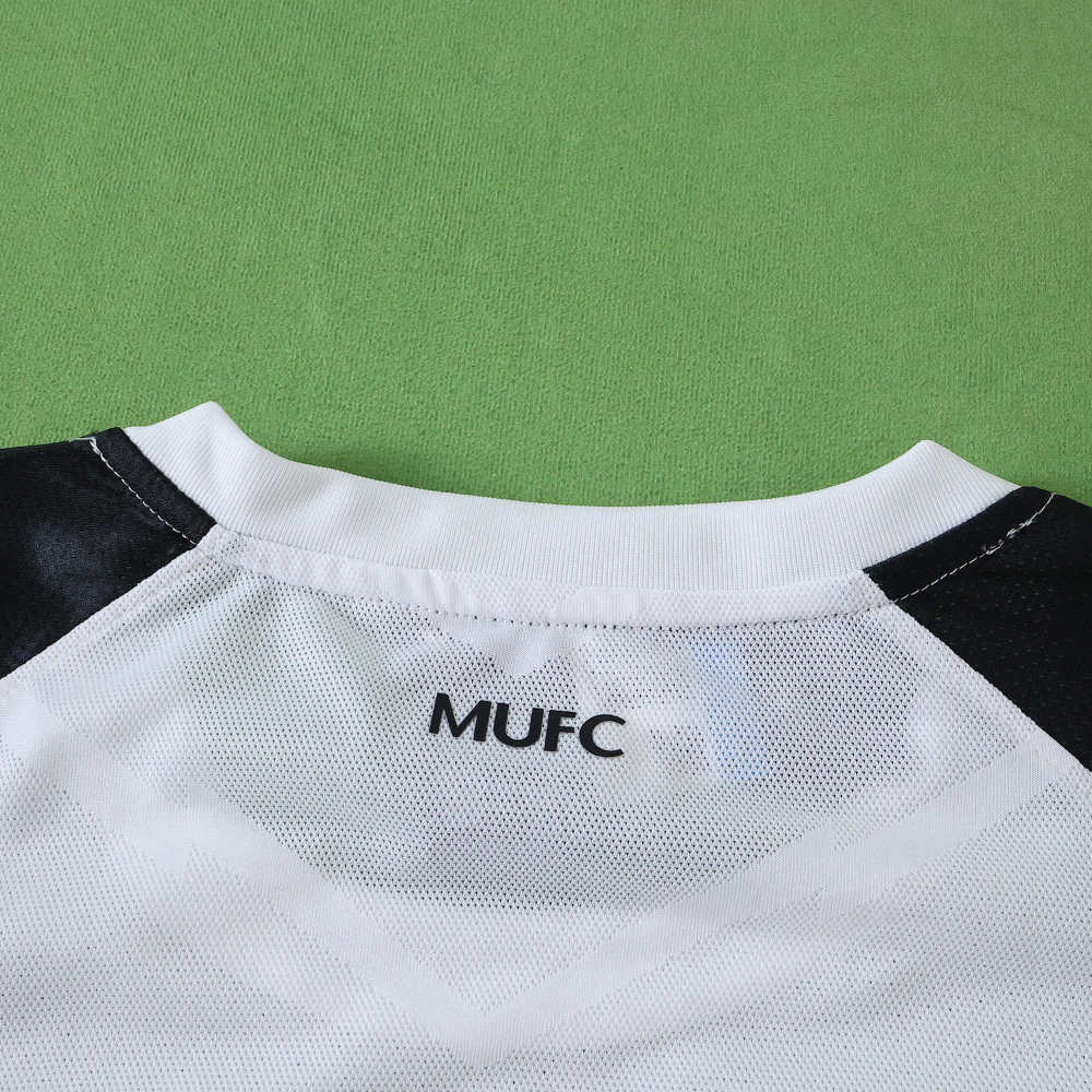 1011season Manchester United F.C. away retro Fan version