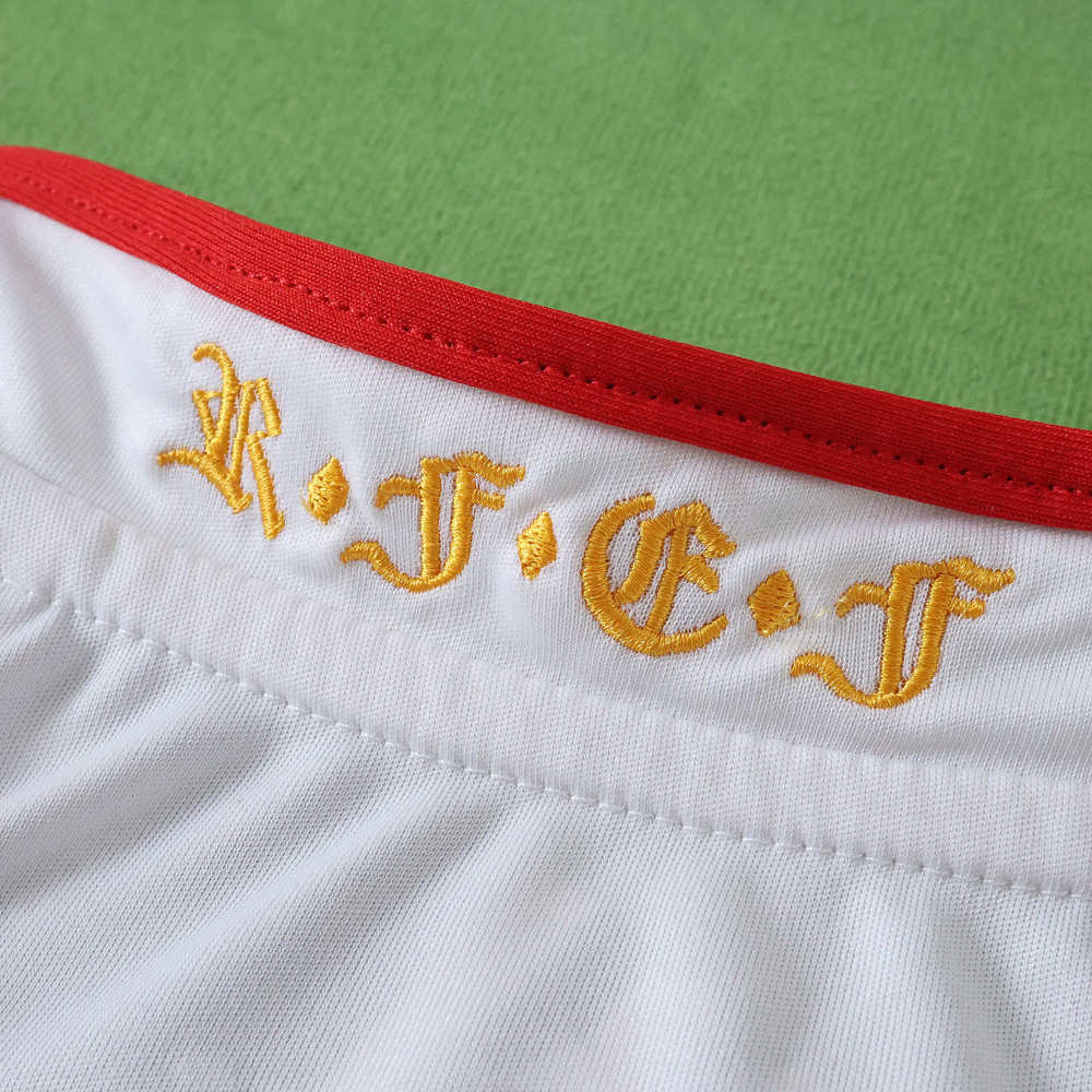 2010 season Spain away retro Fan version