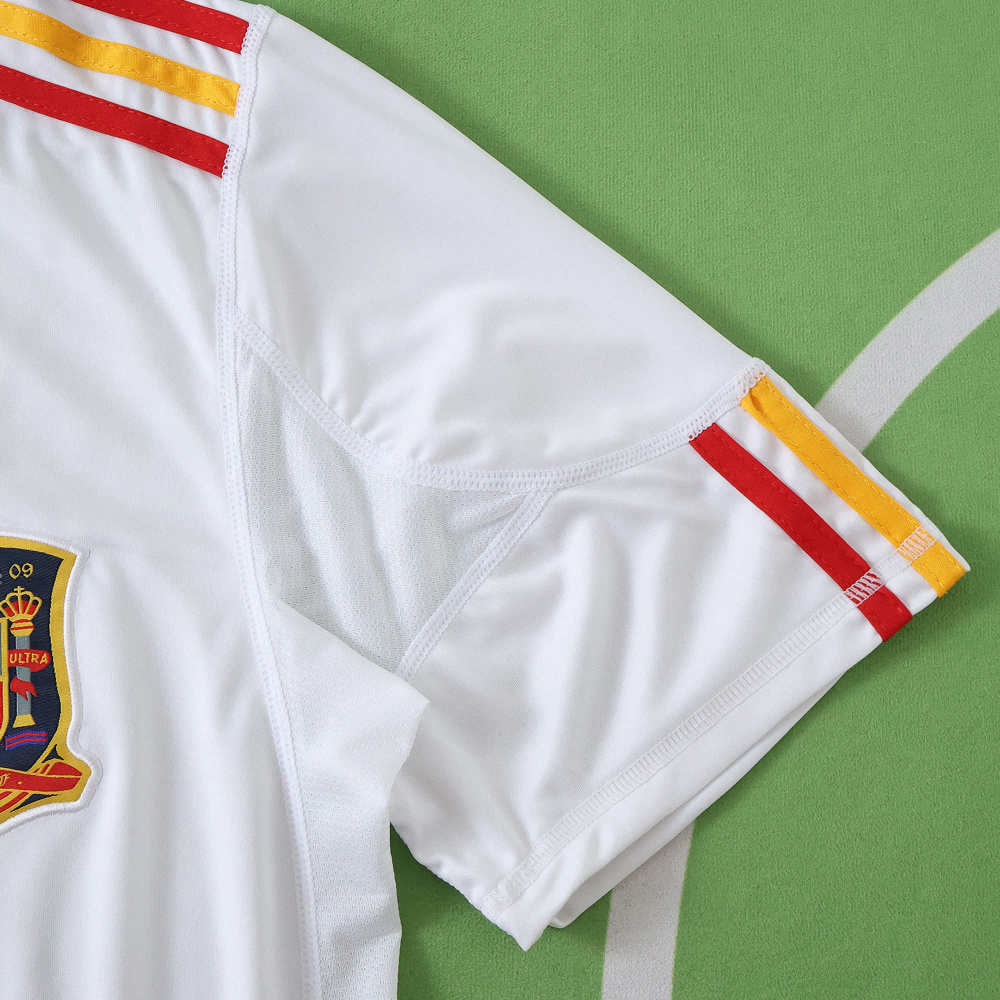 2010 season Spain away retro Fan version