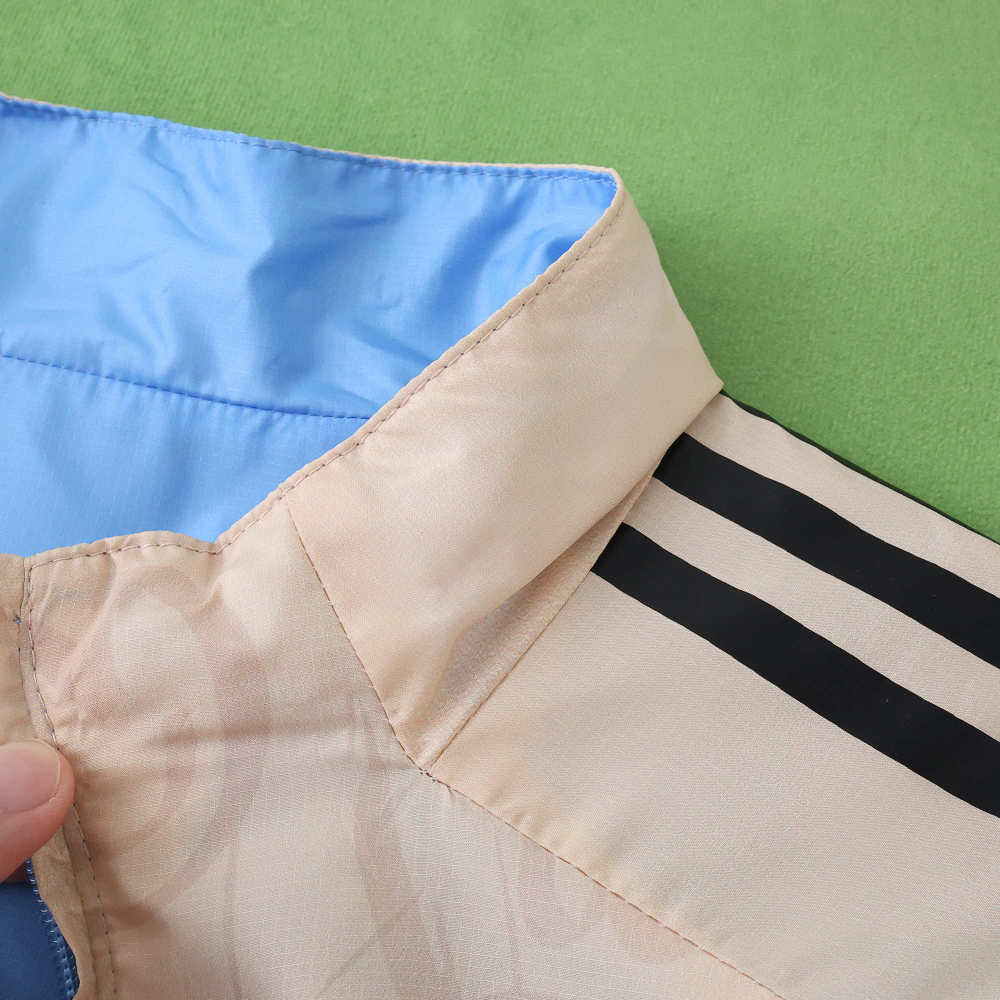 2425 Italy Wear on both sides windbreaker