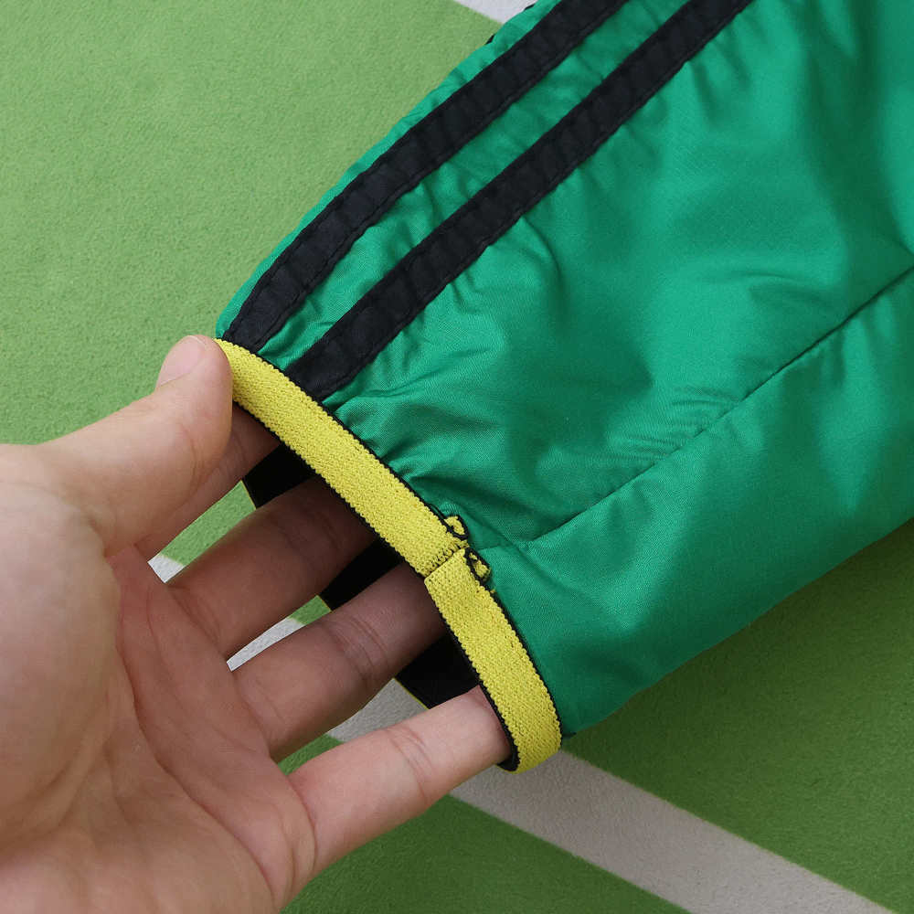 2425 Jamaica Wear on both sides windbreaker