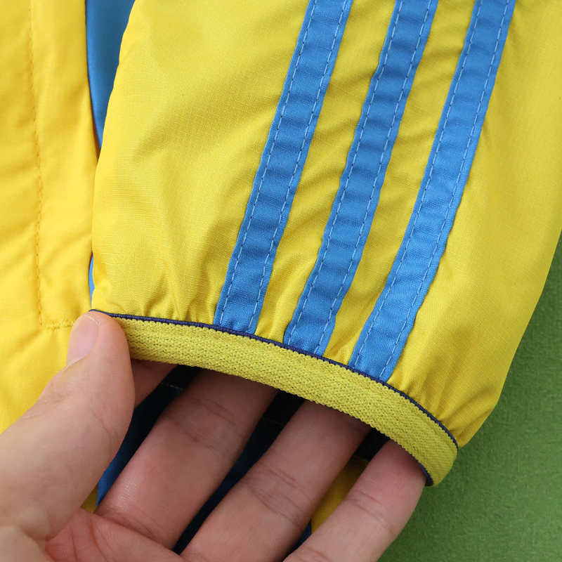 2425 Sweden Wear on both sides windbreaker
