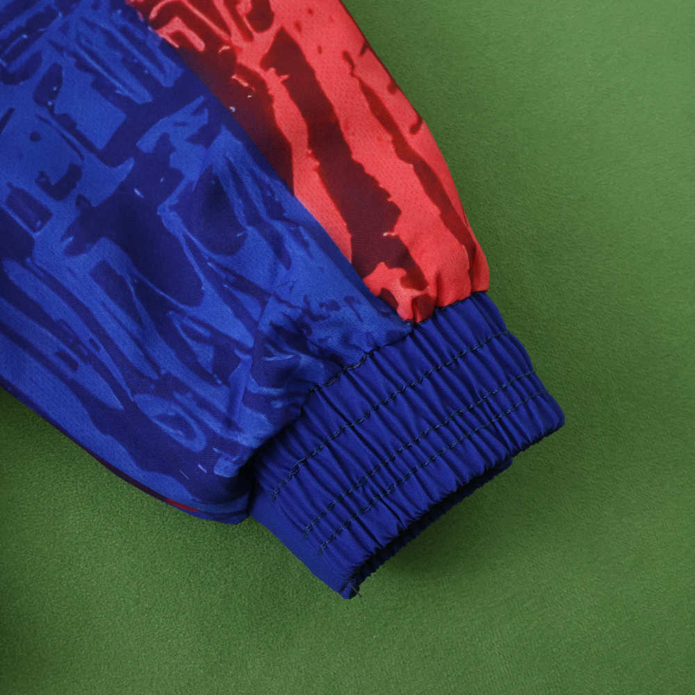 2425 FC Barcelona / Barça Wear on both sides windbreaker
