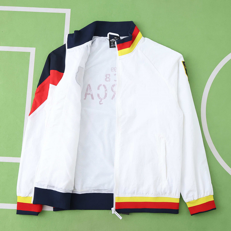 2425 FC Barcelona / Barça Hooded windbreaker