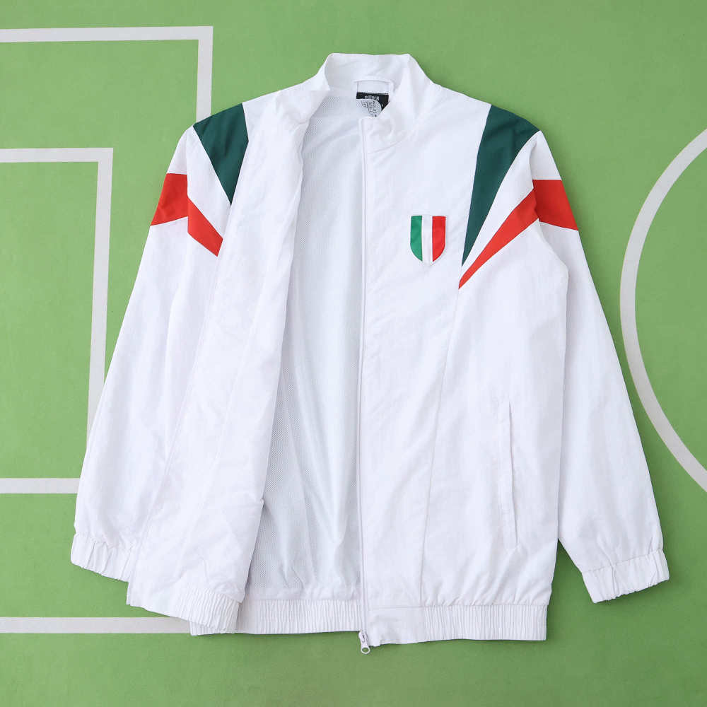 2425 Italian windbreaker