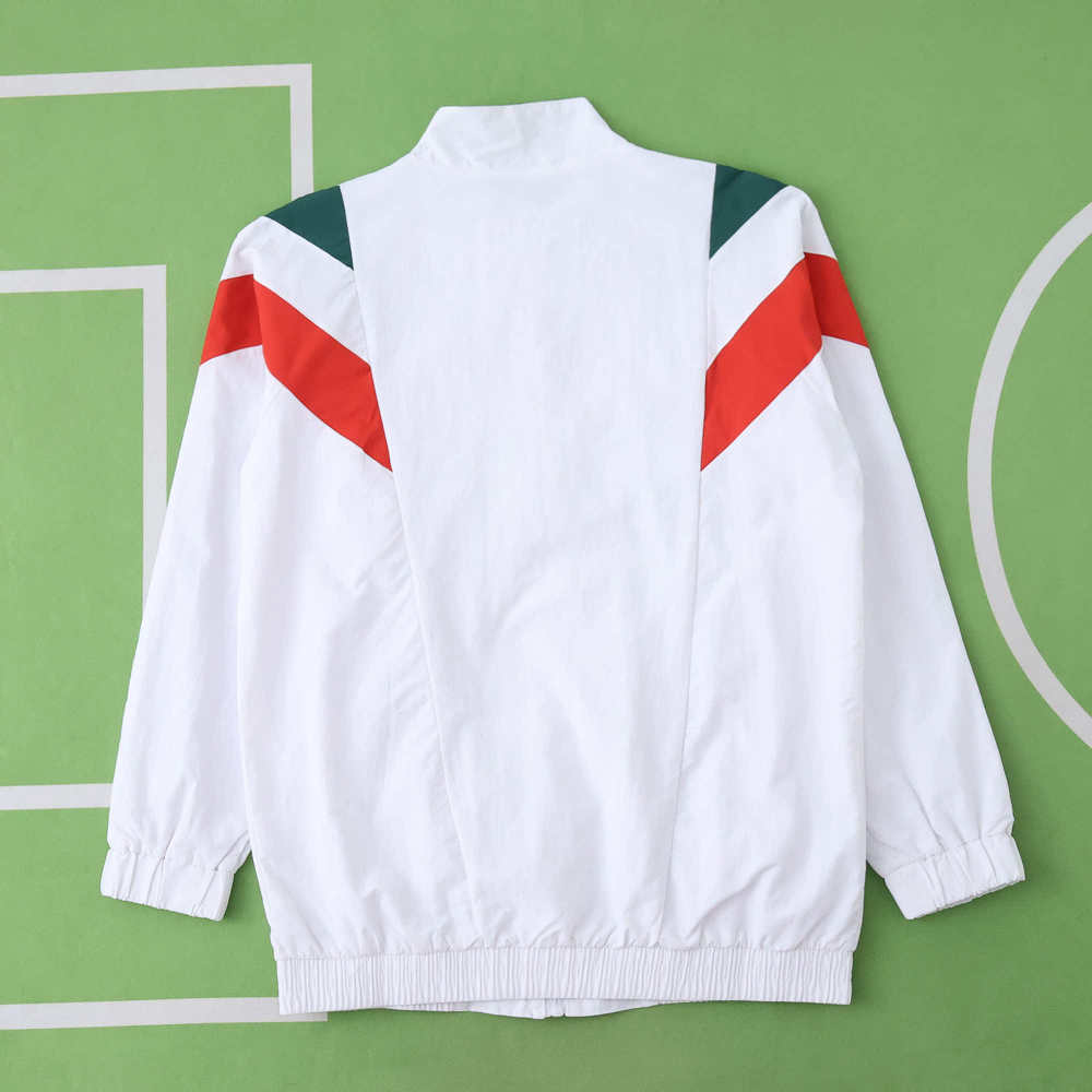 2425 Italian windbreaker