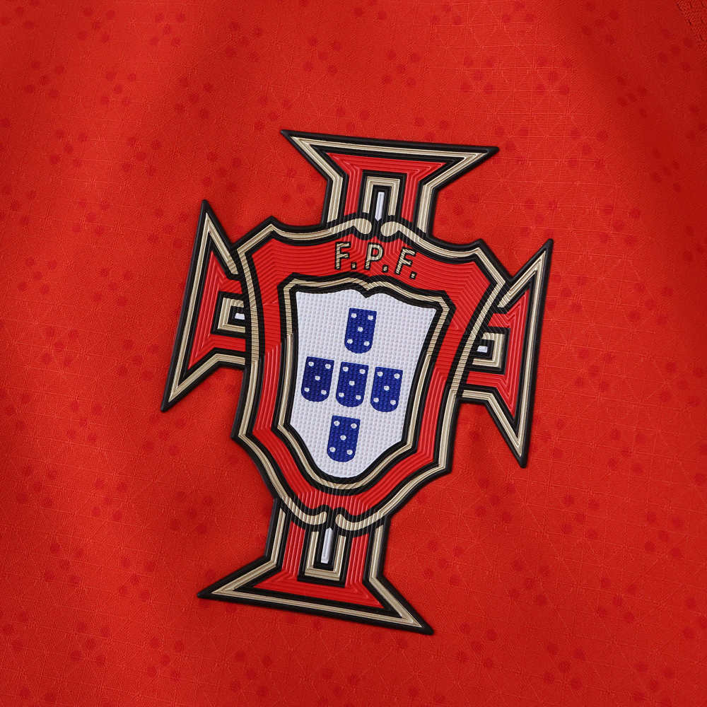 2526 season Portugal home Player version