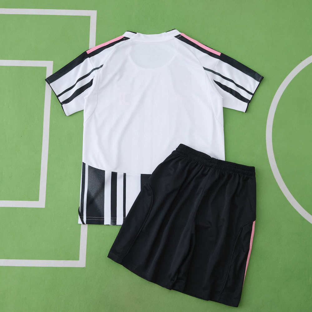 2526 season Juventus F.C. home Kids kit