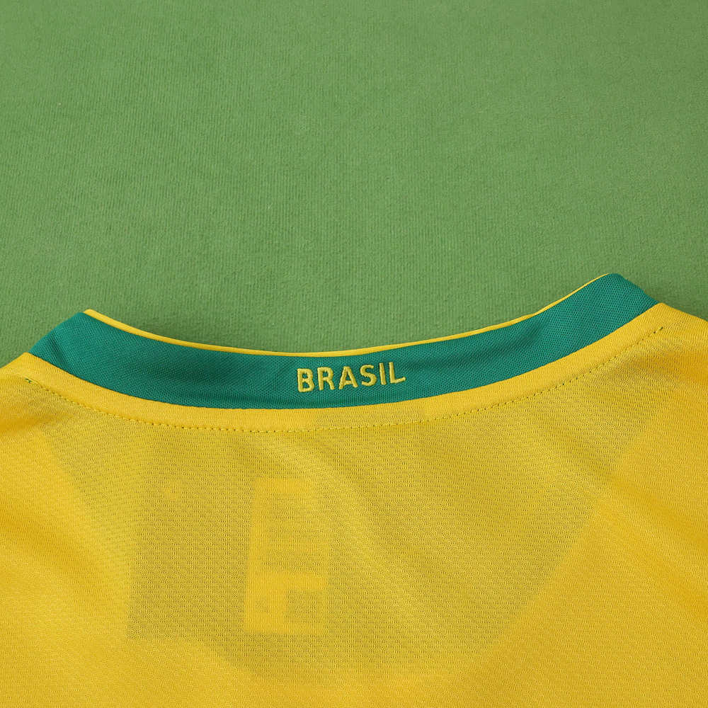 2006 season Brazil home Long sleeved retro Fan version