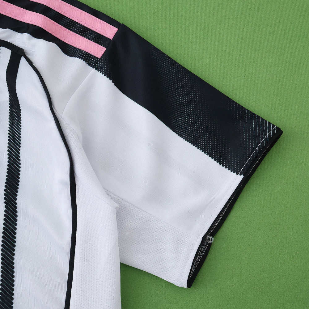 2526 season Juventus F.C. home Kids kit
