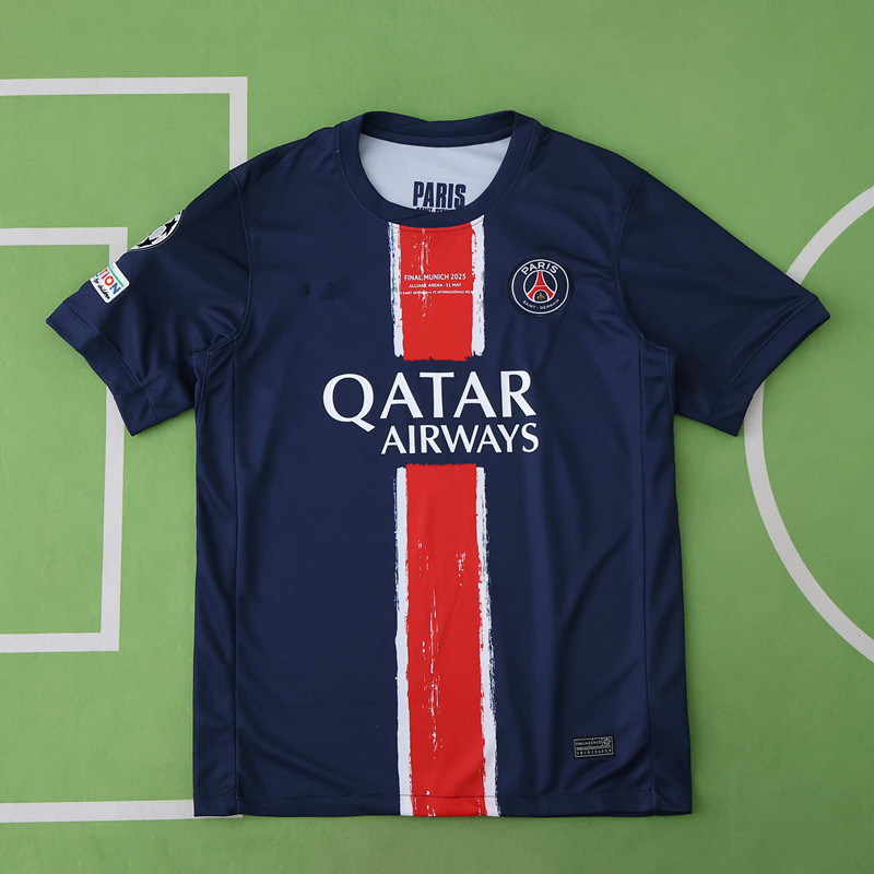 2425 season Paris Saint-Germain F.C. home finals Fan version