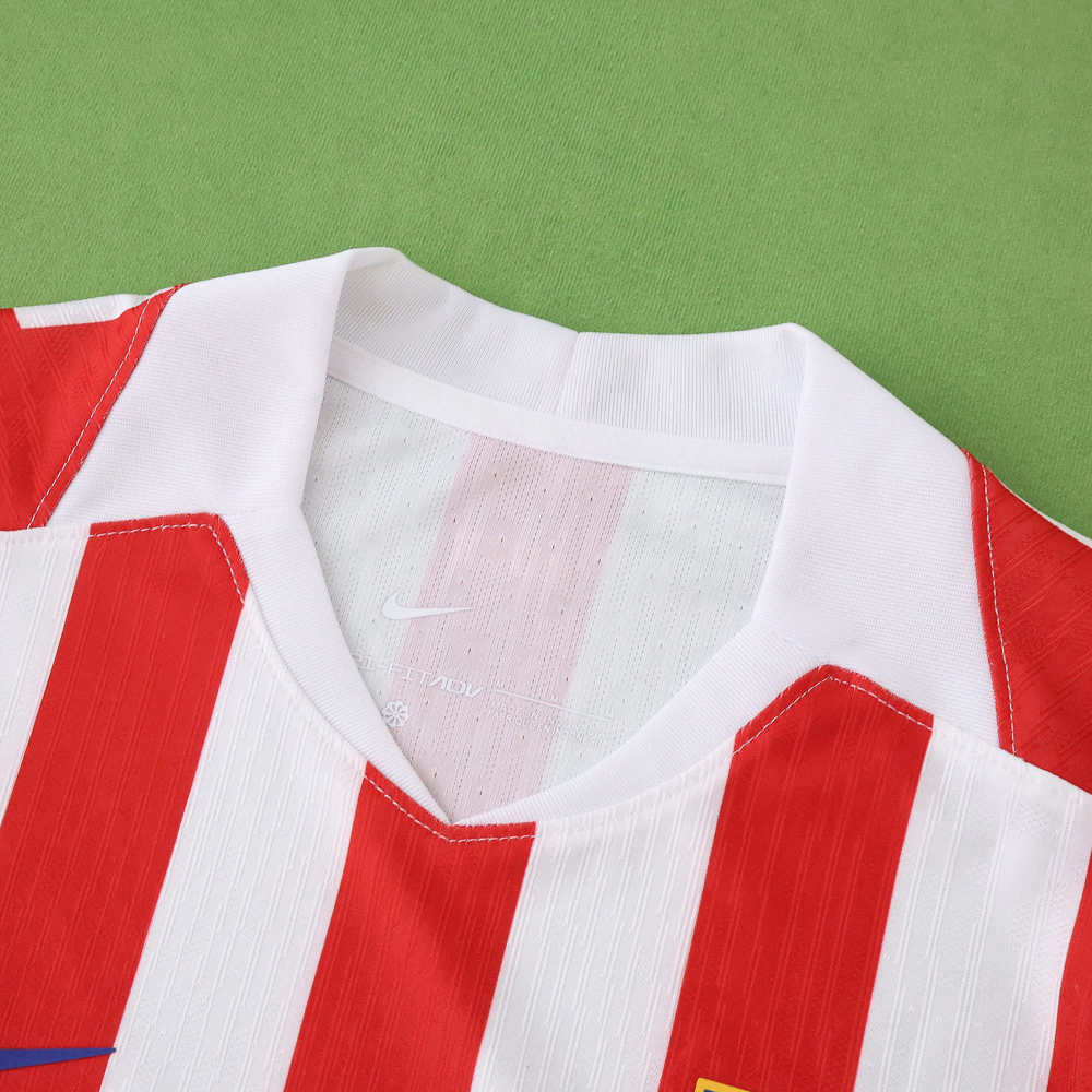2526 season Club Atlético de Madrid home Player version