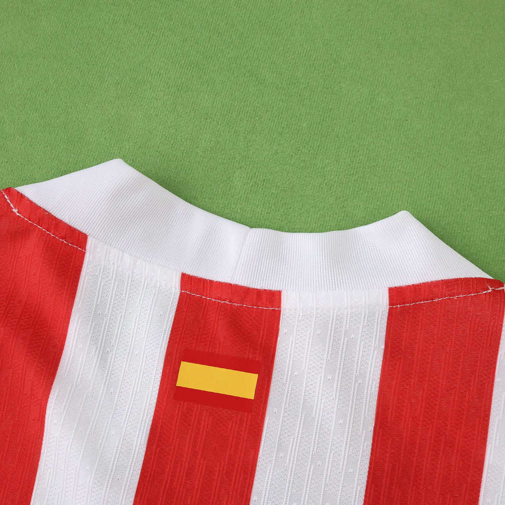 2526 season Club Atlético de Madrid home Player version