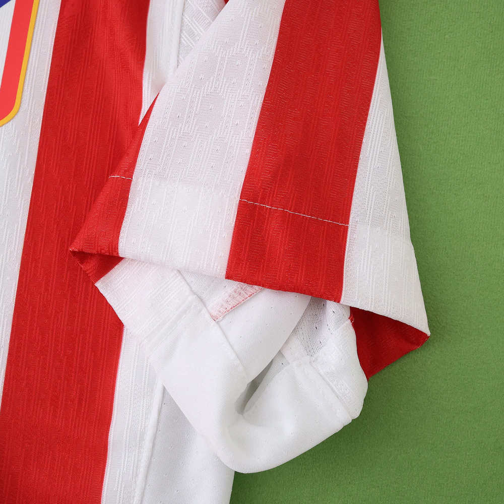 2526 season Club Atlético de Madrid home Player version
