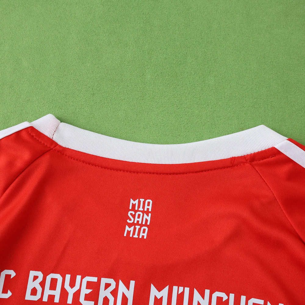 2526 season Fußball-Club Bayern München home Kids kit