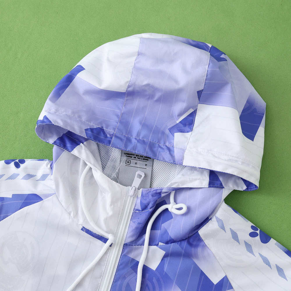 9697 Real Madrid CF Hooded windbreak
