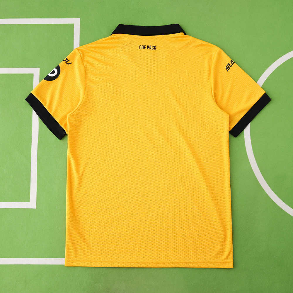 2526 season Wolverhampton Wanderers F.C. home Fan version