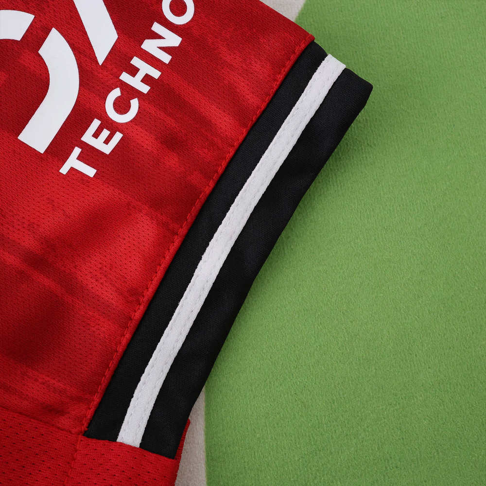 2526 season Manchester United F.C. home Fan version