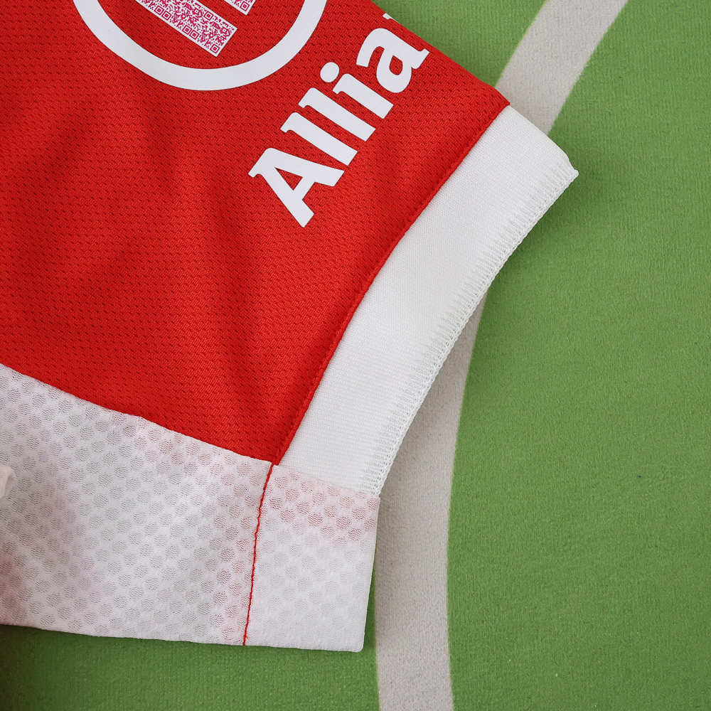 2526 season Fußball-Club Bayern München home Player version