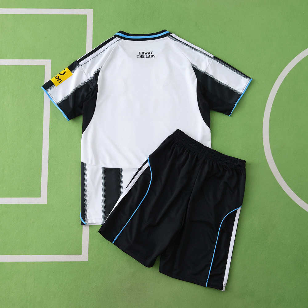 2526 season Newcastle United F.C. home Kids kit