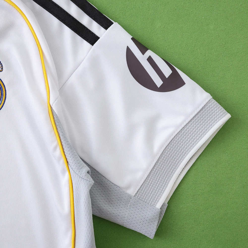 2526 season Real Madrid CF home Kids kit
