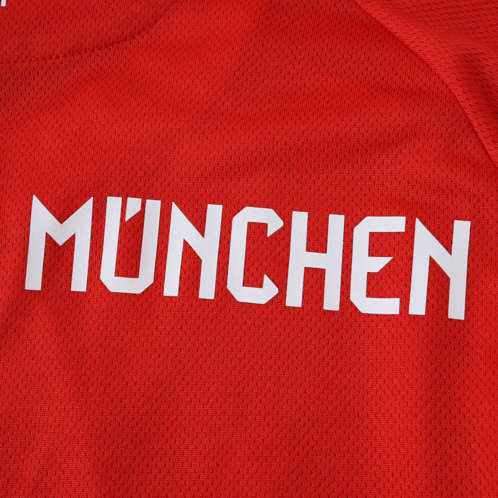 2526 season Fußball-Club Bayern München home Player version