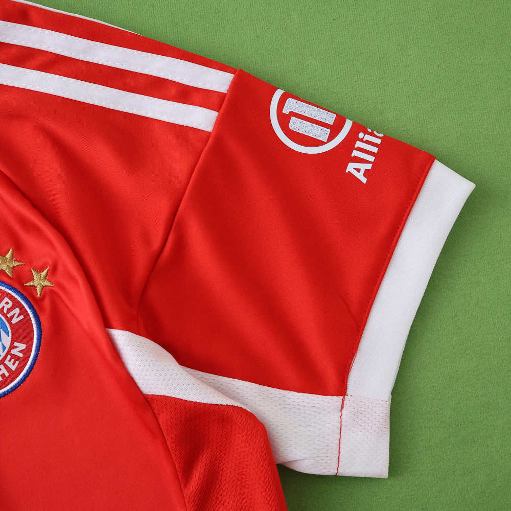 2526 season Fußball-Club Bayern München home Kids kit