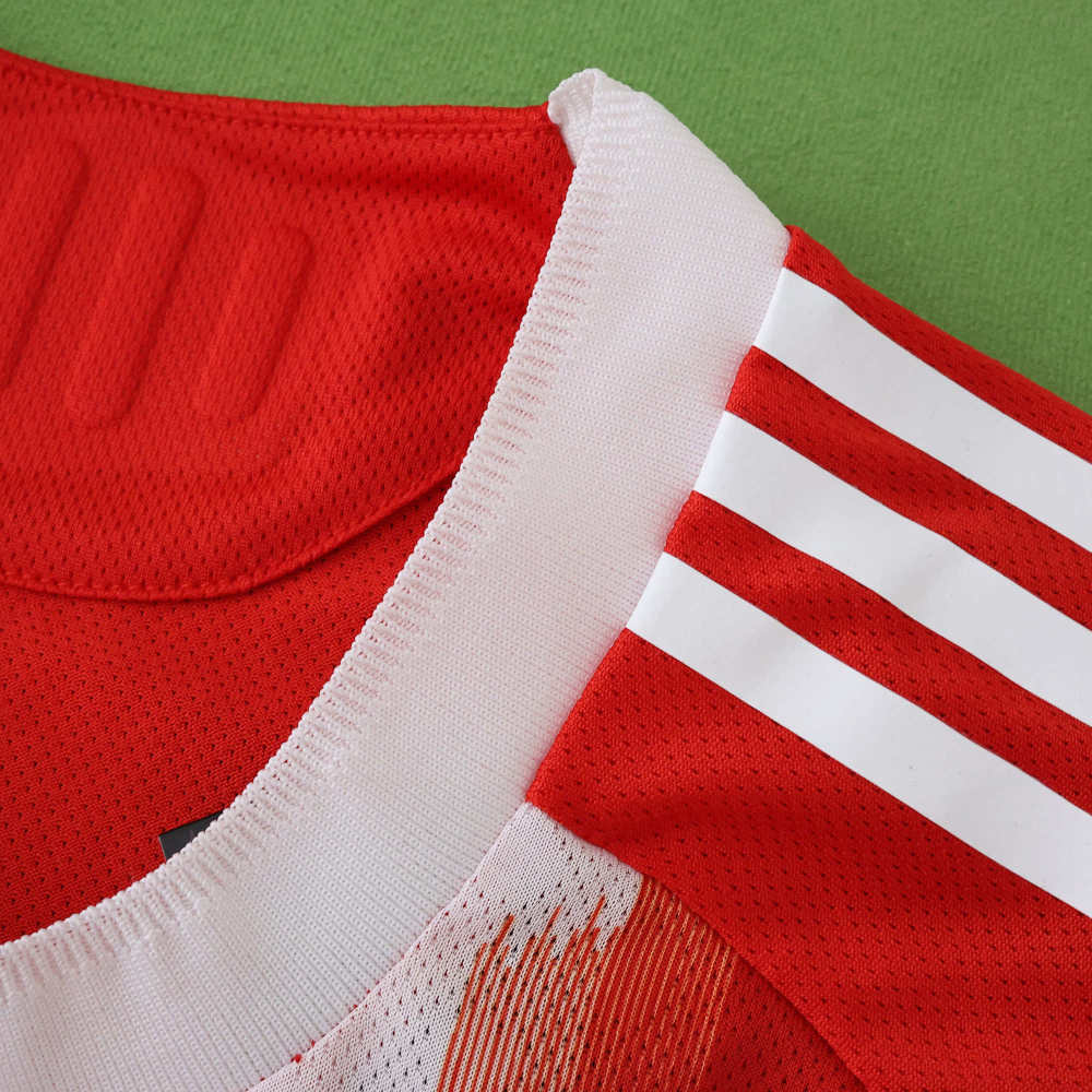 2526 season Fußball-Club Bayern München home Player version