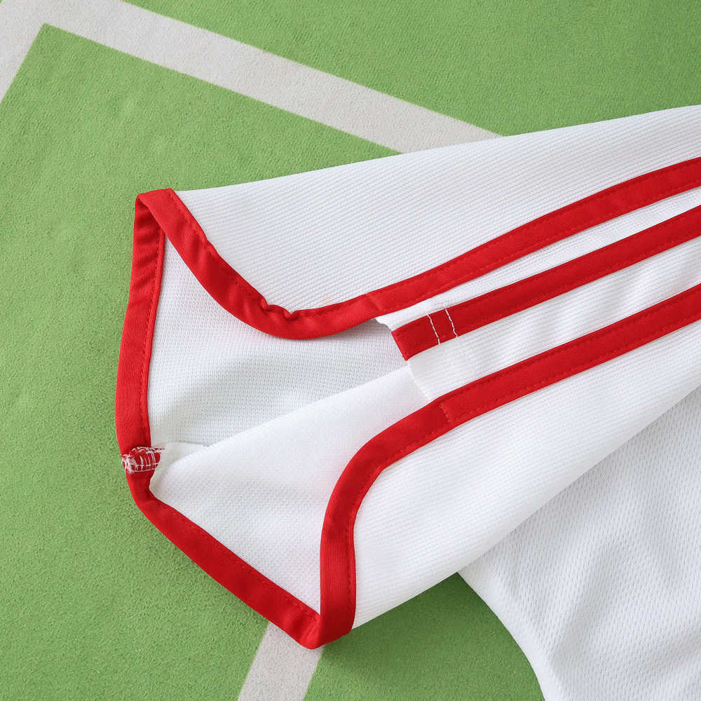 2000 season Spain away retro Fan version