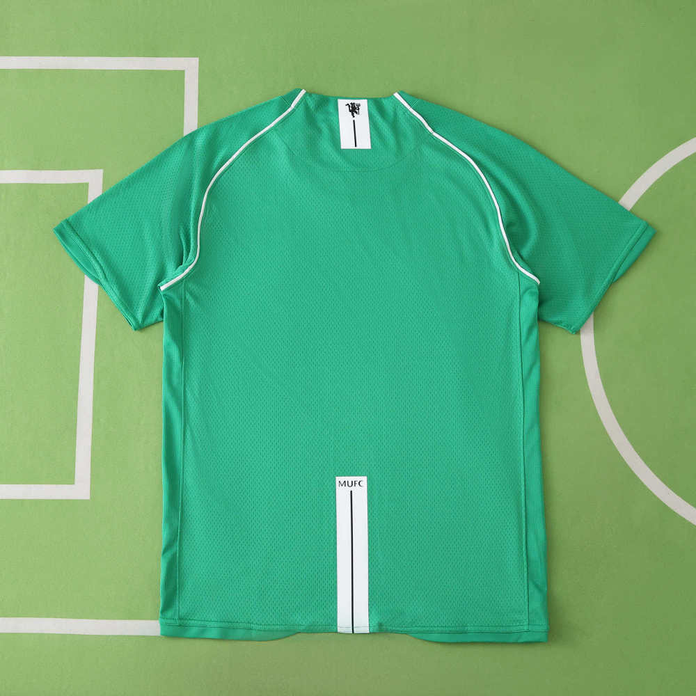 0708 season Manchester United F.C. goalkeeper retro Fan version