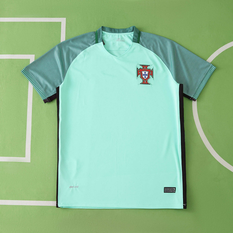 2016 season Portugal away retro Fan version