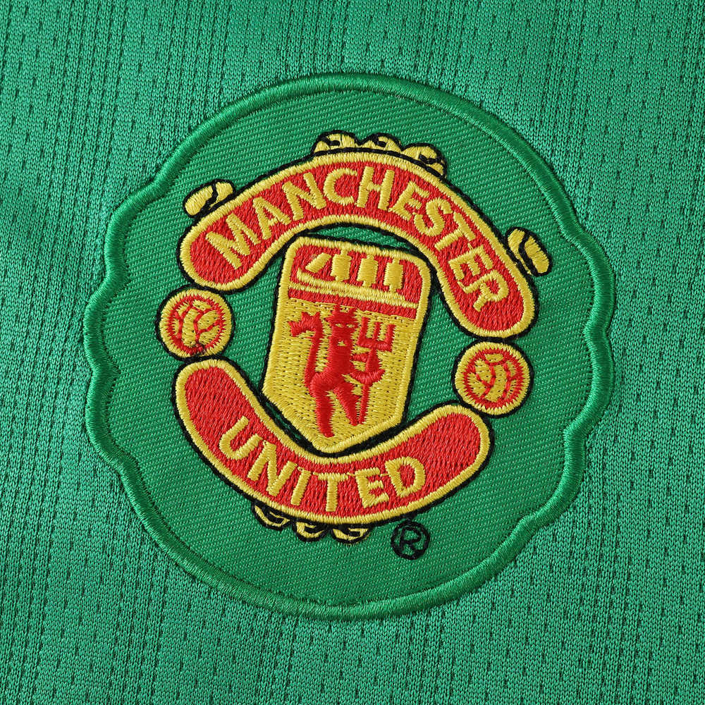 0708 season Manchester United F.C. goalkeeper retro Fan version