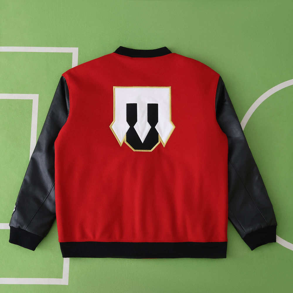 2526 Manchester United F.C. baseball uniform