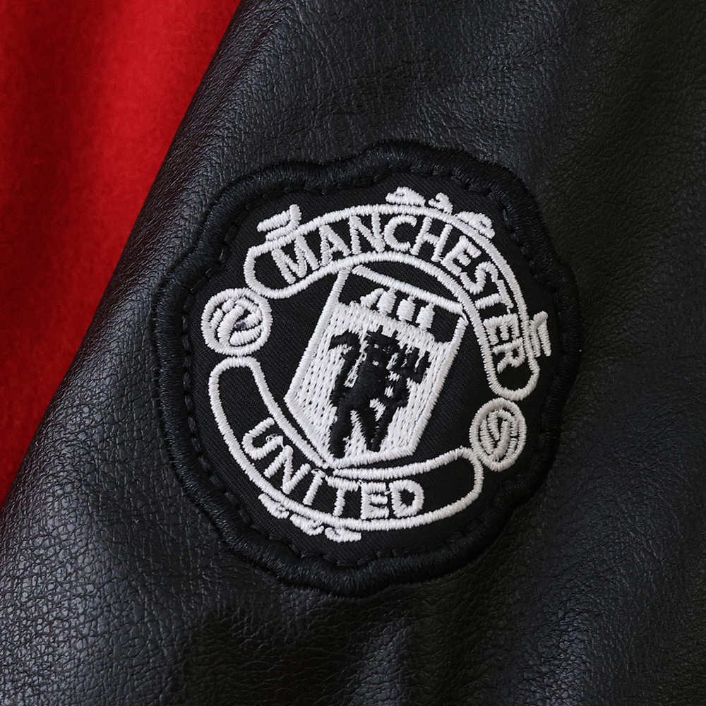 2526 Manchester United F.C. baseball uniform