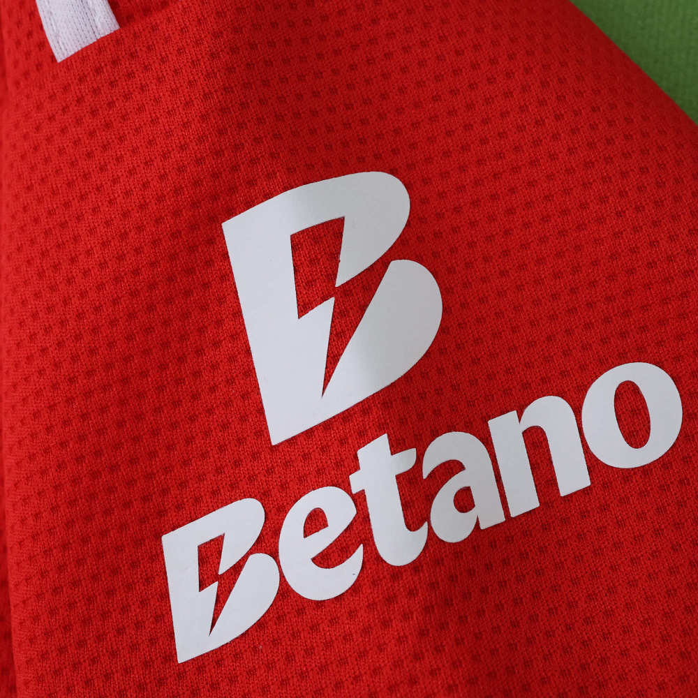 2526 season S.L. Benfica home Kids kit