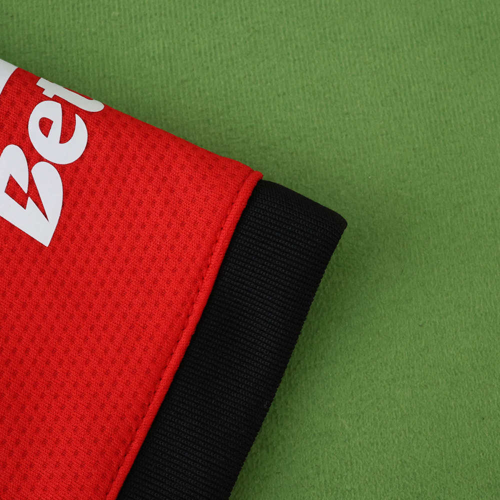 2526 season S.L. Benfica home Kids kit