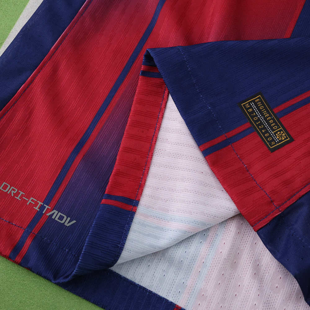 2526 season FC Barcelona / Barça home Player version
