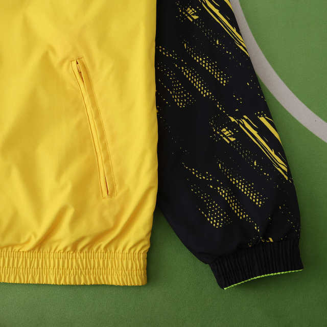 2526 Borussia Dortmund Wear on both sides windbreaker
