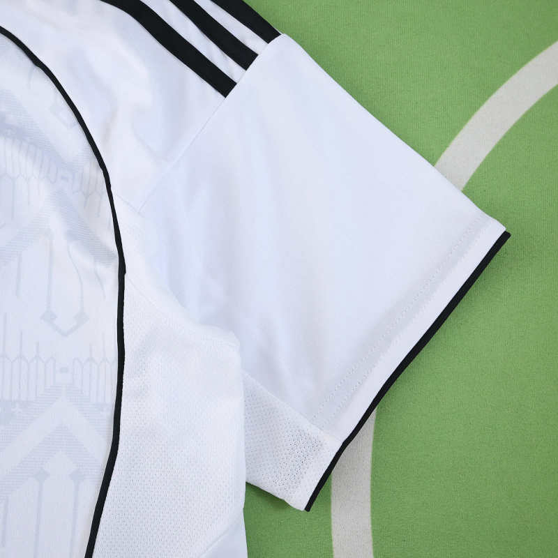 2526 season Fulham F.C. home Fan version