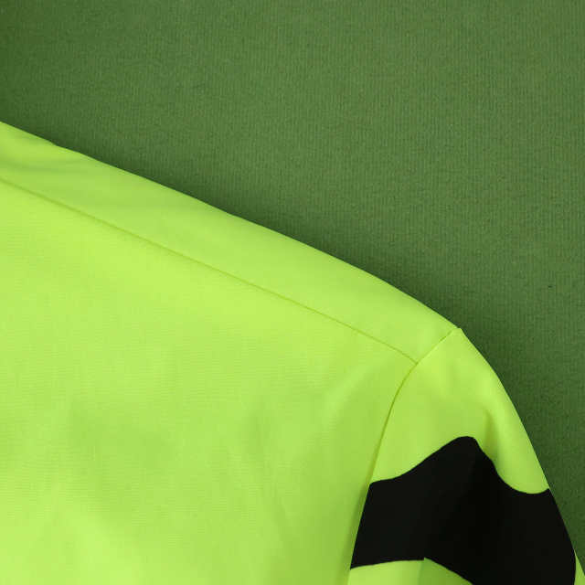 2526 Borussia Dortmund Wear on both sides windbreaker