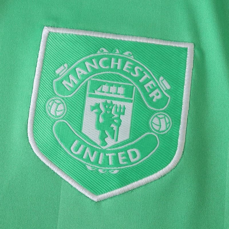 2526 season Manchester United F.C. goalkeeper Fan version