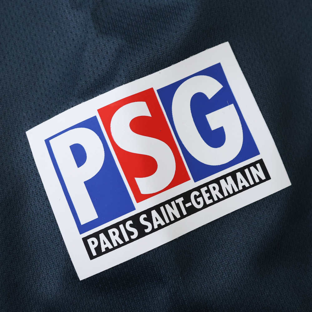 2001 season Paris Saint-Germain F.C. third retro Kids kit