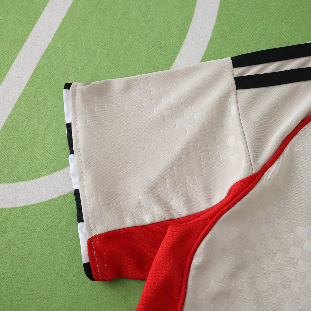 2526 season S.L. Benfica away Kids kit