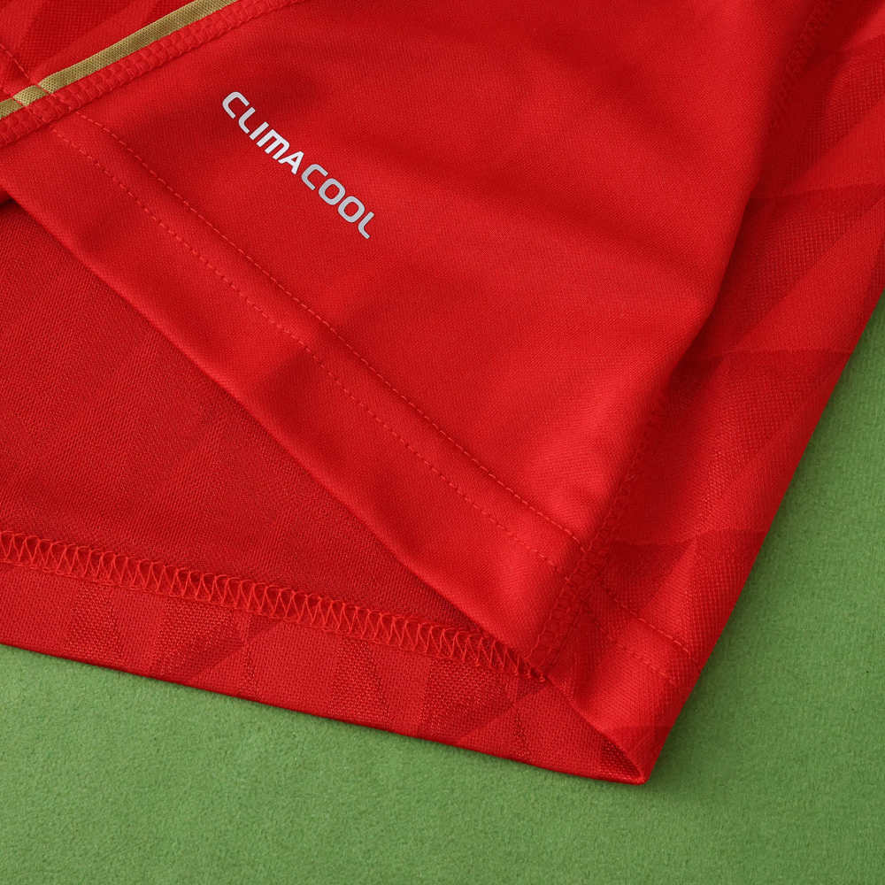2010 season Liverpool F.C. home retro Kids kit