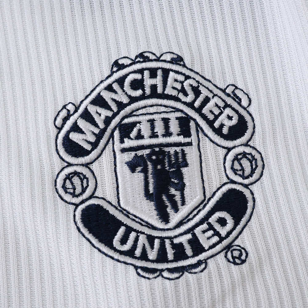 0001 season Manchester United F.C. away retro Kids kit