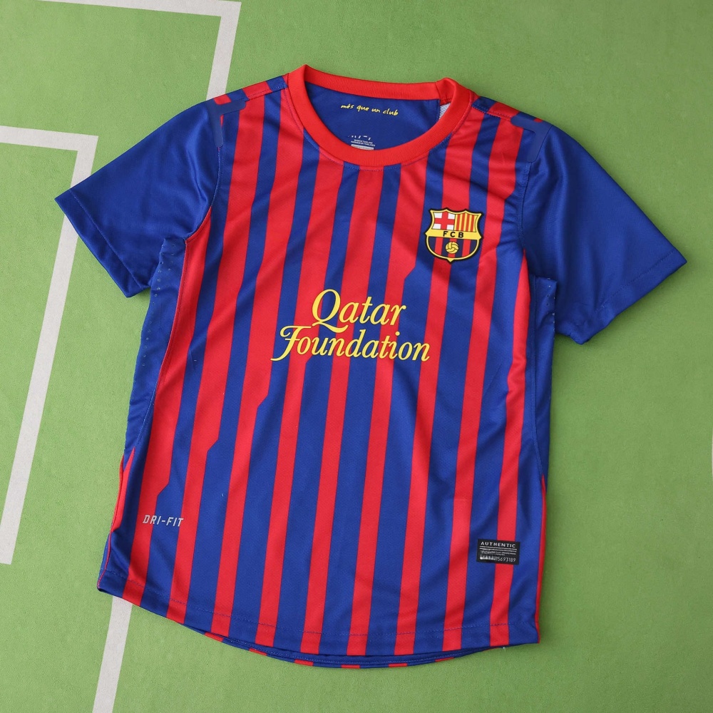 1112 season FC Barcelona / Barça home retro Kids kit