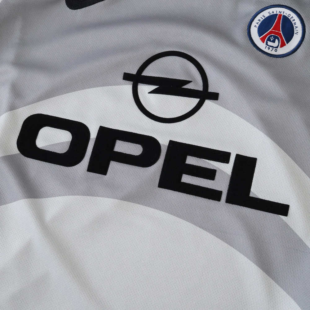 2001 season Paris Saint-Germain F.C. away retro Kids kit