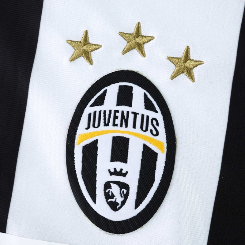 1617 season Juventus F.C. home retro Fan version