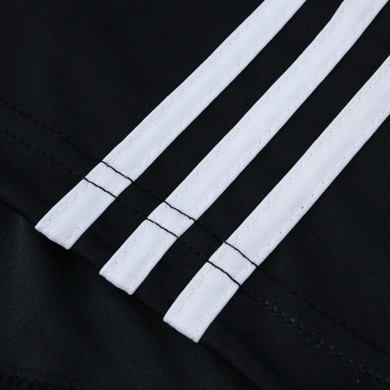 2526 season Newcastle United F.C. home shorts